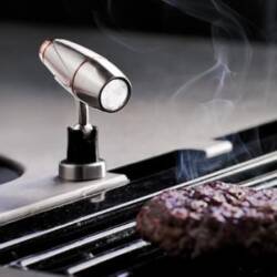 Small Outdoor Light for Barbecue Grilling at Night