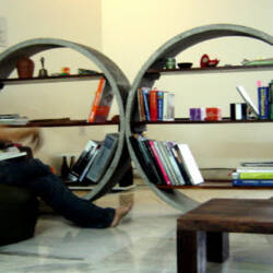 low-cost-design-concrete-bookshelves