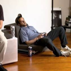 Upwell Downlow Chairs Bring You Down to Earth for Better Gaming