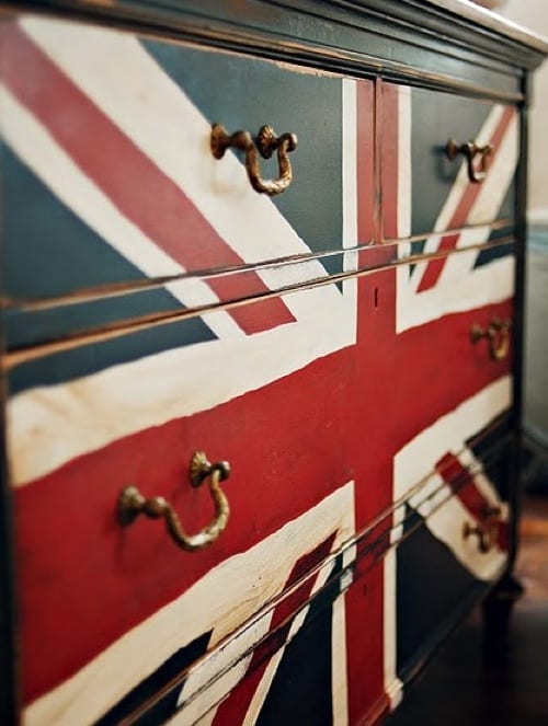 Union Jack Furniture Gives a Nod to the UK