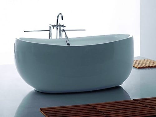 A Splash of Cool: 10 Awesome Bathtubs