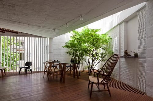 Slatted Living Floor from a21 Architecture