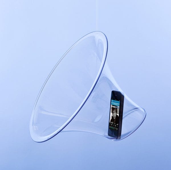 The Simple Glass iPhone Speaker