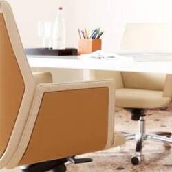 Stylish Productivity: Tua Office Chair by Estel
