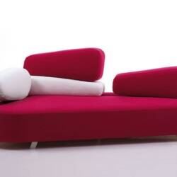 Naturally Designed: Mosspink Sofa by Brühl
