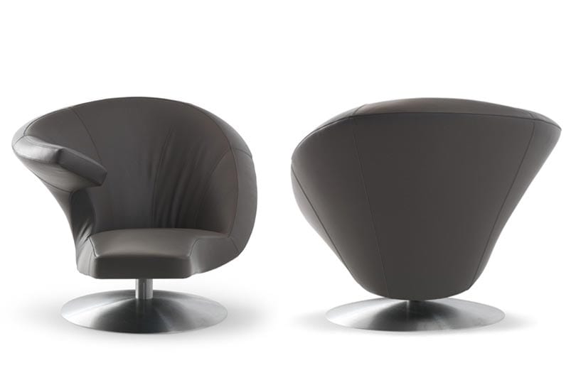 Leolux black leather armchair