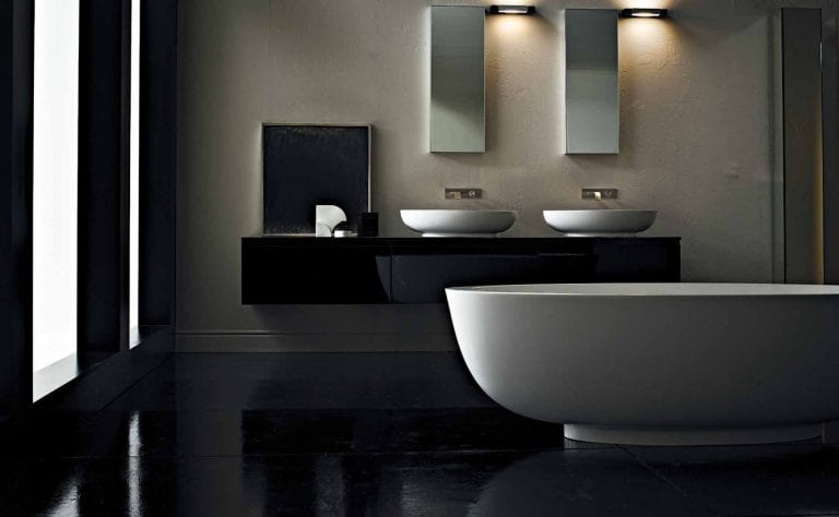 Contemporary Relaxation: B2K Bathroom by Rifra