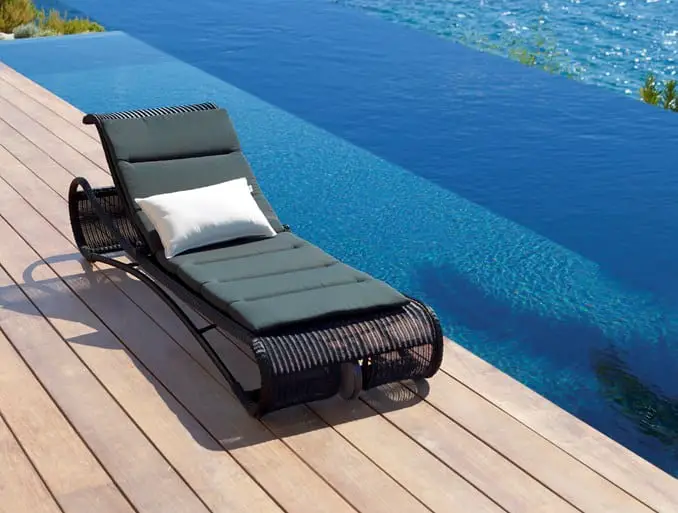 luxury rattan sunbed design