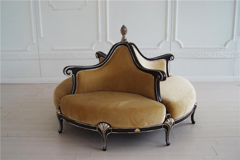 designer sofa by Mantellassi 1926