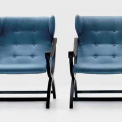 modern-blue-armchair-by-nube-Italia