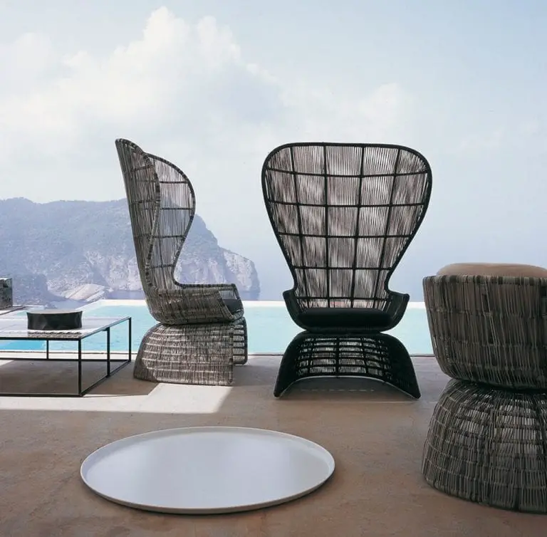contemporary outdoor chairs