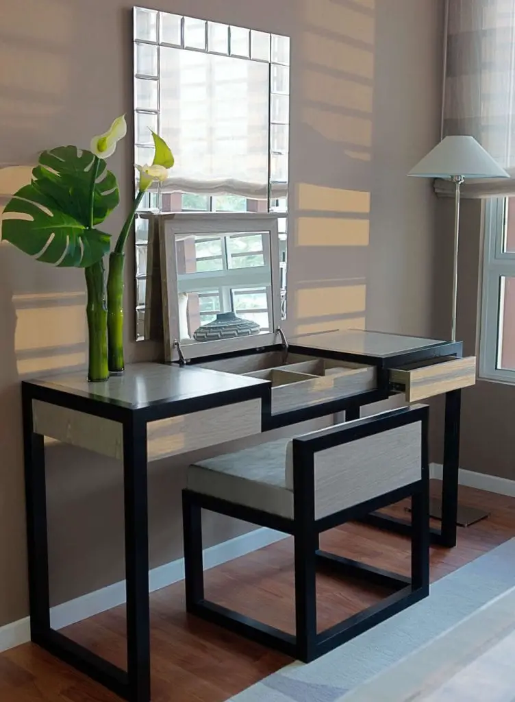 simple-dressing-table-design-with-flip-top