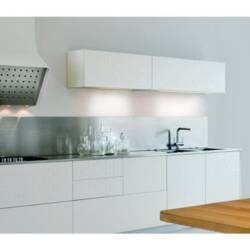 white-modern-kitchen-by-Alfredo-Häberli-for-Schiffini