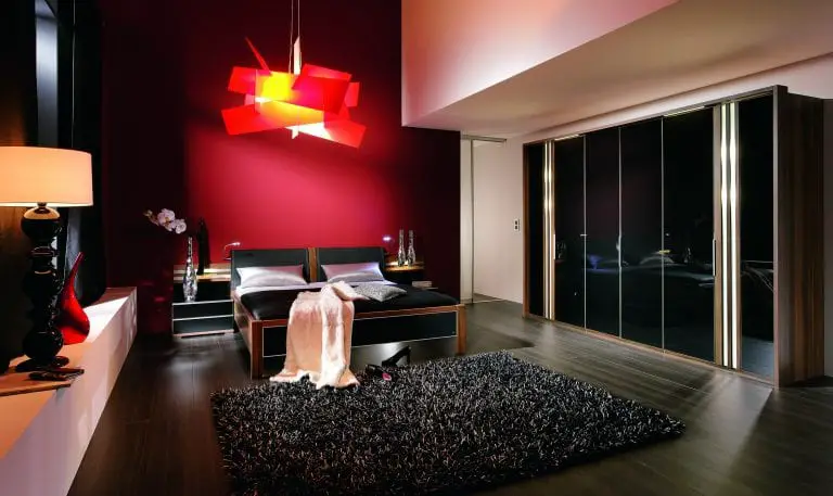 Dark Red Bedroom Design
