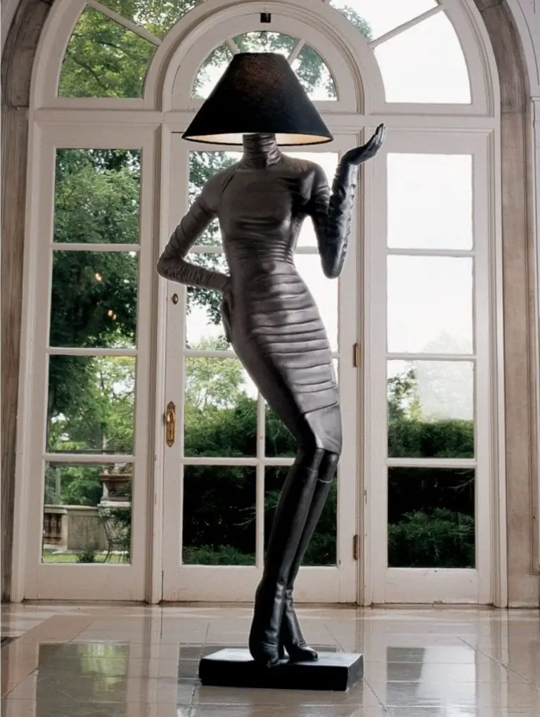 woman body lamp1