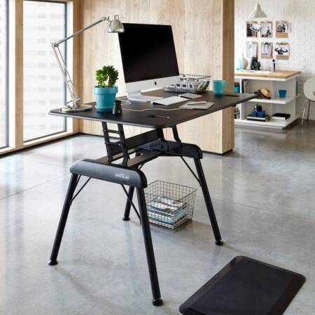 Height Adjustable Standing Desks that Improve Back Posture