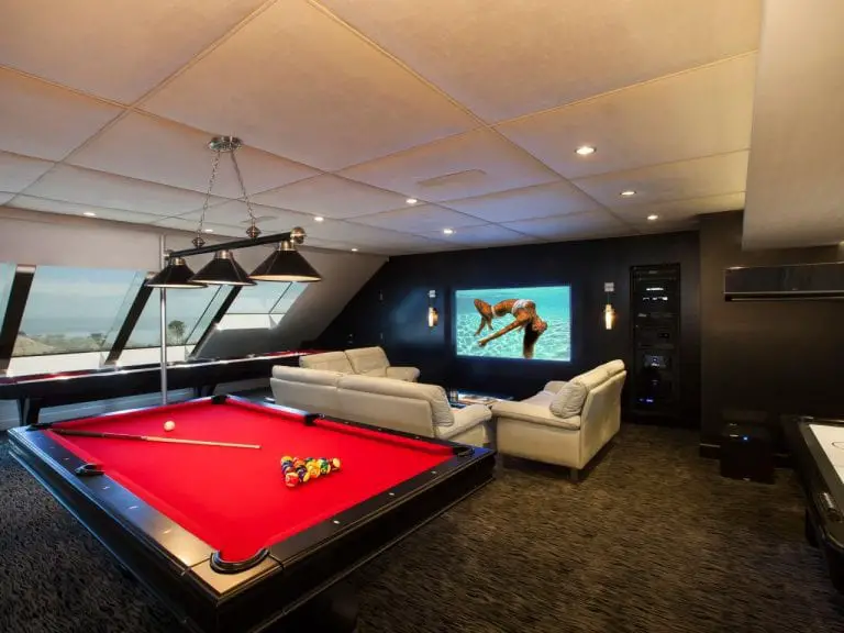 10 Uber Cool Man Cave Designs with Pictures