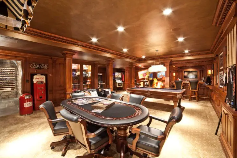 Super Contemporary Hunting Trophy Room