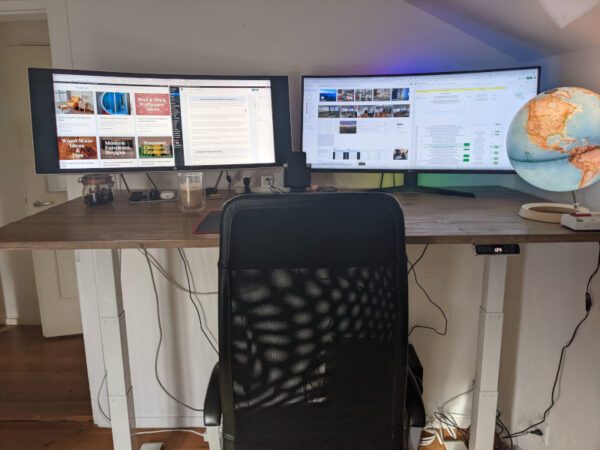 Flexispot Desk with two monitors