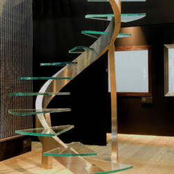 Glass-Staircase-Designs