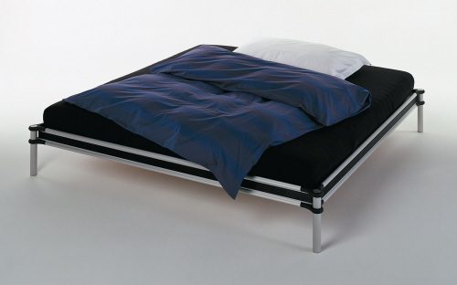 Wogg 24 Modern Aluminum Bed